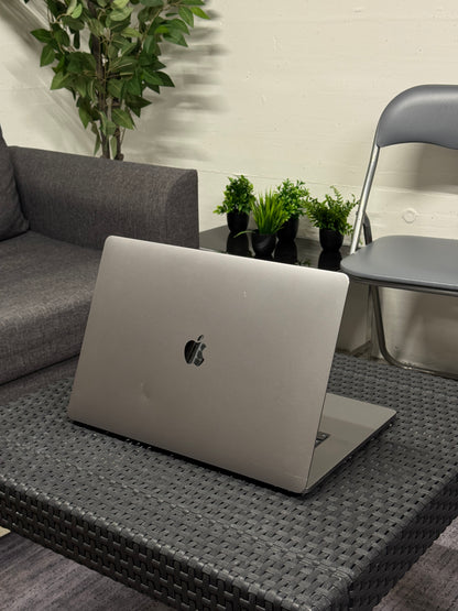 MacBook Pro 16inch, Intel i9, 64GB RAM, 1TB SSD