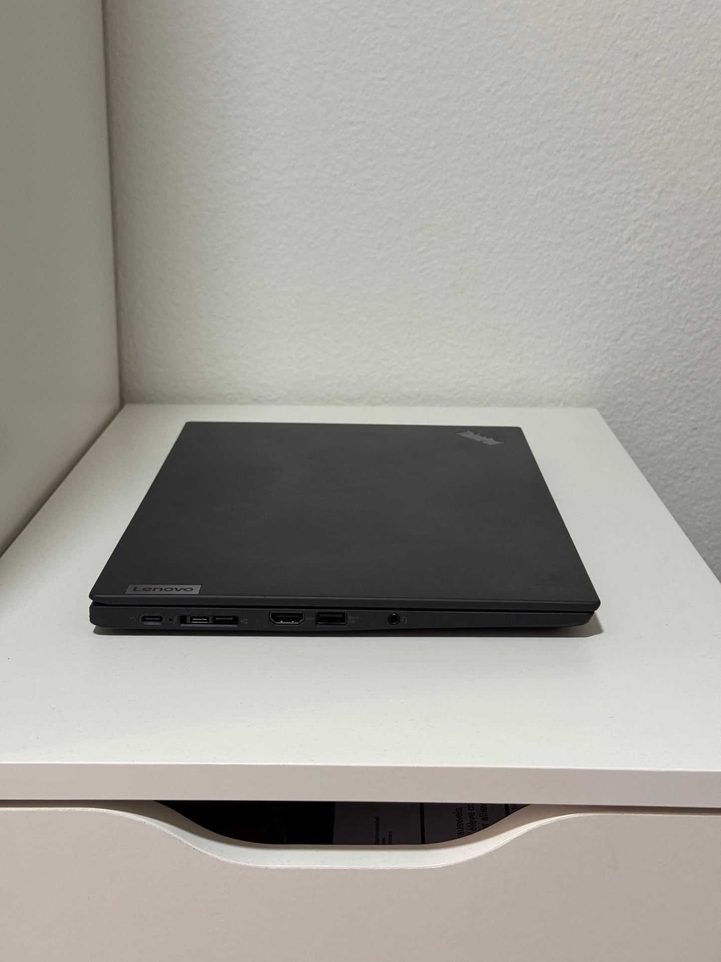 Lenovo Thinkpad T14s Gen2, i5-11th, 16GB RAM, 256GB SSD